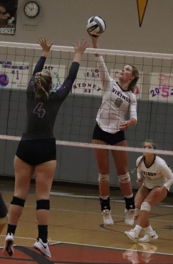 Unioto at Vinton County volleyball